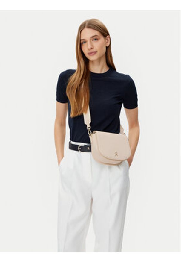 TOMMY HILFIGER - Tommy Hilfiger Torebka Th Logotape Saddle Bag AW0AW17184 Écru. Materiał: skórzane