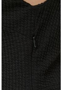 Guess sukienka kolor czarny mini dopasowana. Kolor: czarny. Materiał: dzianina. Typ sukienki: dopasowane. Długość: mini #3