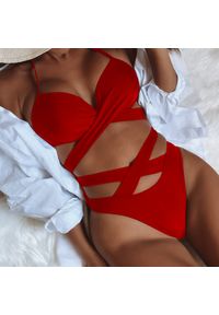 Intica - Bikini z ozdobnymi paskami na plażę i basen Shireen. Kolor: zielony. Materiał: materiał. Wzór: paski #10