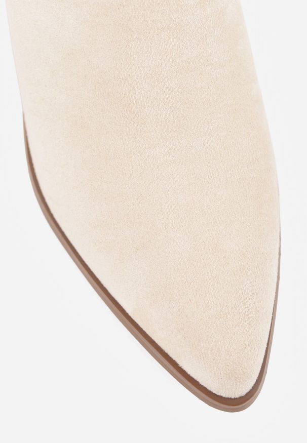 Born2be - Beżowe Botki Vices na Obcasie z Ozdobnym Wycięciem Annaviel. Okazja: na co dzień. Nosek buta: szpiczasty. Kolor: beżowy. Materiał: dzianina. Obcas: na obcasie. Styl: casual. Wysokość obcasa: średni