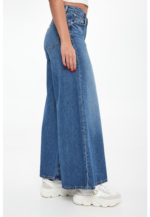 Liu Jo - Jeansy damskie z wysokim stanem LIU JO. Stan: podwyższony