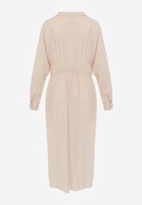 Born2be - Beżowa Wiskozowa Sukienka Koszulowa z Marszczeniem i Guzikiem w Talii Lennatha. Okazja: na co dzień. Kolor: beżowy. Materiał: wiskoza. Typ sukienki: koszulowe. Styl: casual, elegancki, klasyczny #6