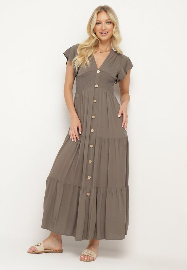 Born2be - Ciemnobeżowa Sukienka z Wiskozy Heeny. Okazja: na co dzień, na randkę. Kolor: beżowy. Materiał: wiskoza. Wzór: aplikacja, gładki. Sezon: lato. Styl: casual. Długość: maxi