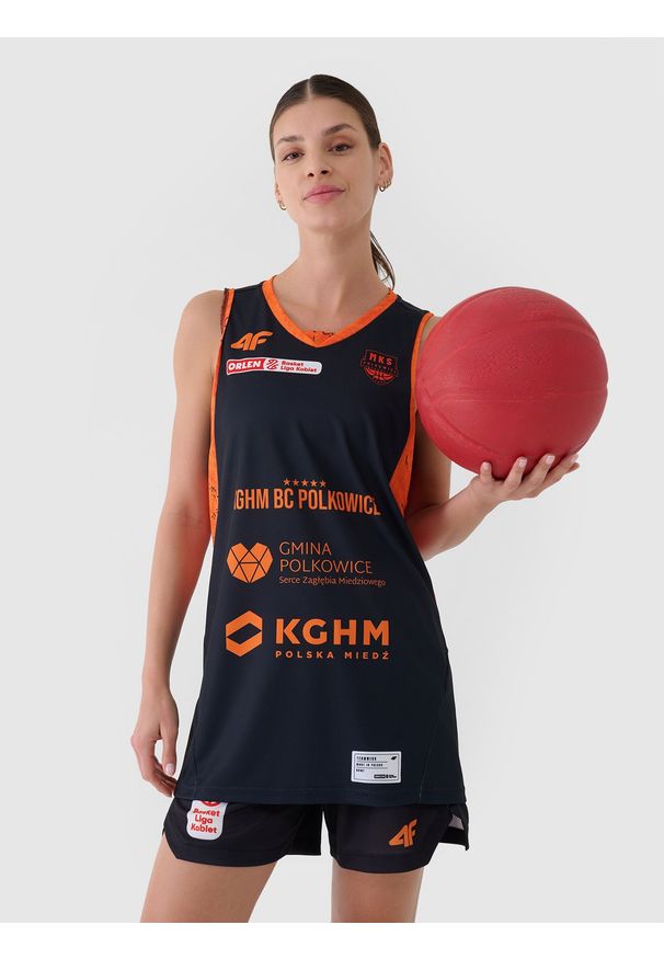 4f - 4F Koszulka meczowa replika wyjazdowa z sezonu 2024/25 damska 4F x MKS Polkowice - multikolor XXL. Typ kołnierza: dekolt w serek. Kolor: wielokolorowy. Materiał: dzianina, włókno, materiał, syntetyk. Wzór: gładki, nadruk, ze splotem. Sport: koszykówka, fitness