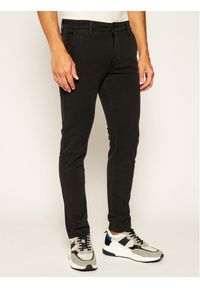 Levi's® Chinosy Standard II 17196-0005 Czarny Tapered Fit. Kolor: czarny. Materiał: bawełna