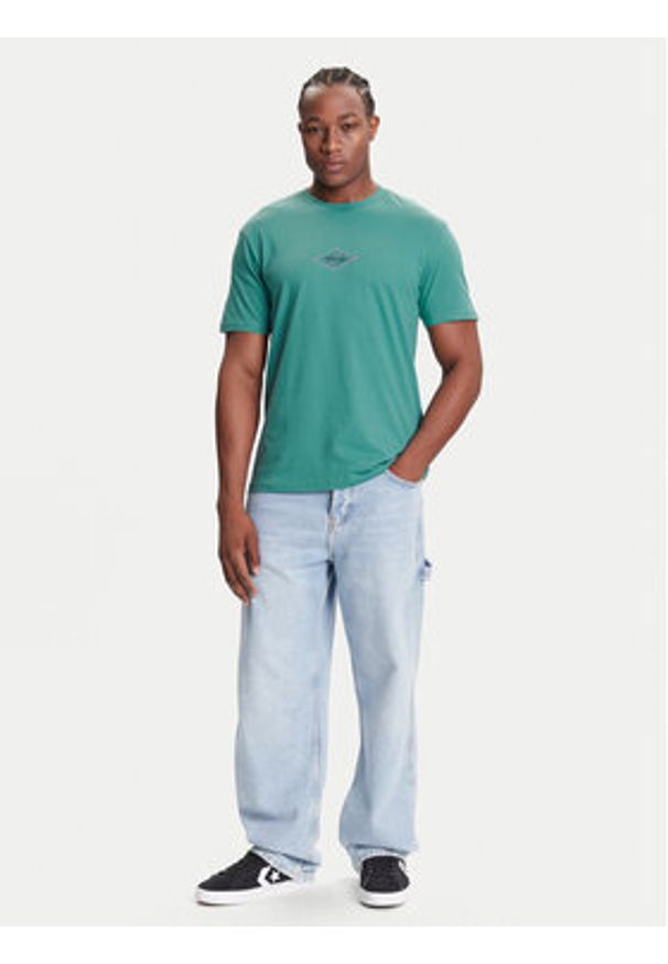 Quiksilver T-Shirt Ev Swell Ovation Ss EQYZT08187 Zielony Comfort Fit. Kolor: zielony. Materiał: bawełna
