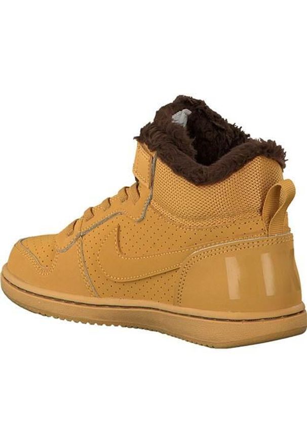 Buty do chodzenia dla dzieci Nike Court Borough Mid Wtr Psv. Zapięcie: rzepy. Kolor: żółty. Materiał: syntetyk, tkanina, materiał. Szerokość cholewki: normalna. Model: Nike Court. Sport: turystyka piesza