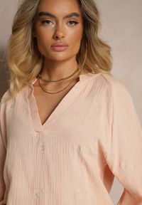 Renee - Beżowa Bluzka z Bawełny z Dekoltem w Kształcie Litery V i Kwiatowym Haftem Lisorella. Okazja: na co dzień. Typ kołnierza: dekolt w kształcie V. Kolor: beżowy. Materiał: bawełna. Długość rękawa: długi rękaw. Długość: długie. Wzór: kwiaty, haft. Styl: elegancki, casual #5