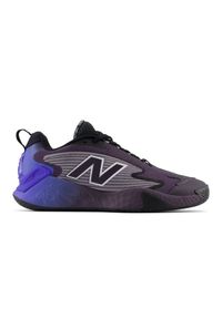 Buty New Balance M MCHRALP1 fioletowe. Kolor: fioletowy. Materiał: syntetyk, guma, materiał. Szerokość cholewki: normalna. Sport: tenis