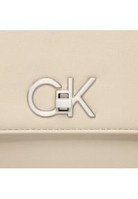 Calvin Klein Torebka Re-Lock Tote Md K60K610773 Beżowy. Kolor: beżowy. Materiał: skórzane #5