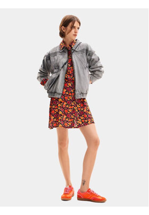 Desigual Sukienka koszulowa Yesh 24SWVW29 Pomarańczowy Regular Fit. Kolor: pomarańczowy. Materiał: wiskoza. Typ sukienki: koszulowe