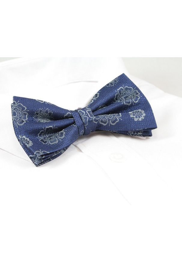 Chattier - Mucha Granatowa w Kwiatki, z Białą Poszetką, Elegancka, Męska -CHATTIER. Kolor: niebieski. Materiał: poliester. Wzór: kwiaty. Styl: elegancki