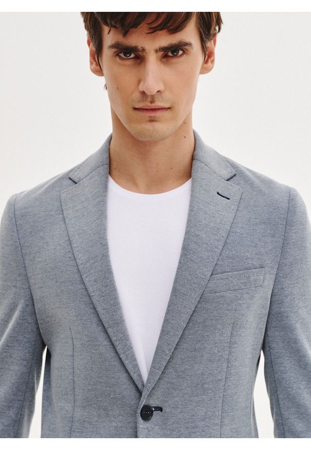 Pako Lorente - PAKO LORENTE - Niebieska marynarka z dzianiny. Kolor: niebieski. Materiał: dzianina. Sezon: wiosna