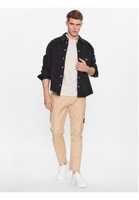 Calvin Klein Jeans Spodnie materiałowe J30J323508 Beżowy Regular Fit. Kolor: beżowy. Materiał: bawełna, syntetyk #3