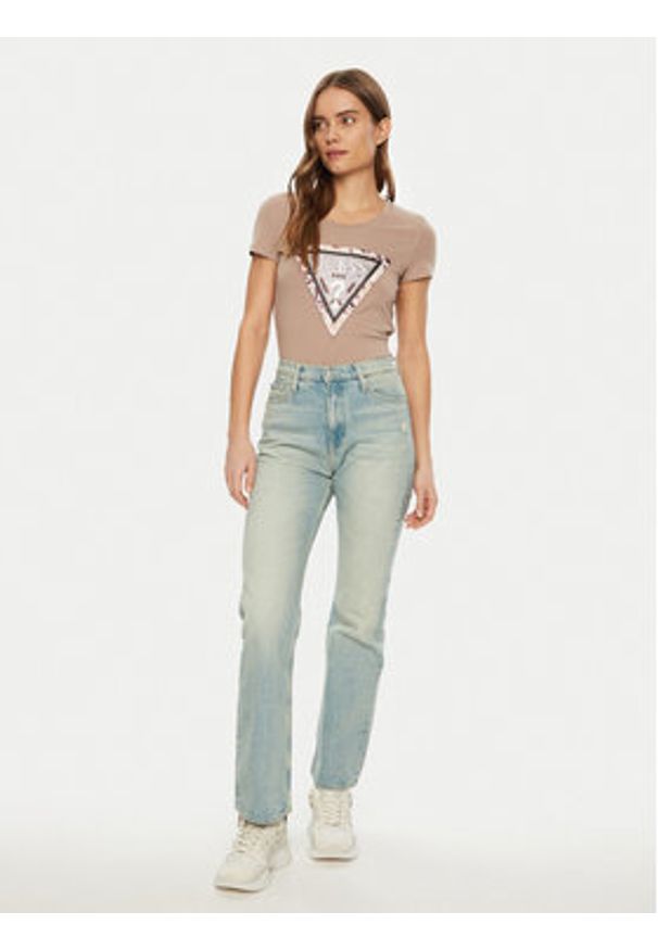 Guess T-Shirt W5RI22 J1314 Brązowy Regular Fit. Kolor: brązowy. Materiał: bawełna