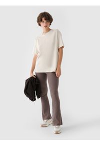 4f - 4F T-shirt oversize z nadrukiem damski - beżowy XXL. Okazja: na co dzień. Kolor: beżowy. Materiał: bawełna, dzianina, jersey. Długość rękawa: krótki rękaw. Długość: krótkie. Wzór: nadruk. Styl: klasyczny, casual, sportowy #2