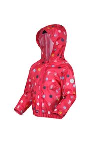Regatta - Dziecięca wodoodporna kurtka Peppa Pig Muddy Puddle. Okazja: na spacer. Kolor: różowy. Materiał: tkanina. Wzór: nadruk. Styl: sportowy. Sport: turystyka piesza #1