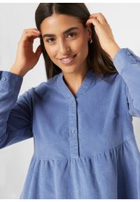 bonprix - Sukienka ze sztruksu z bawełny. Typ kołnierza: dekolt w serek. Kolor: niebieski. Materiał: bawełna, sztruks #2