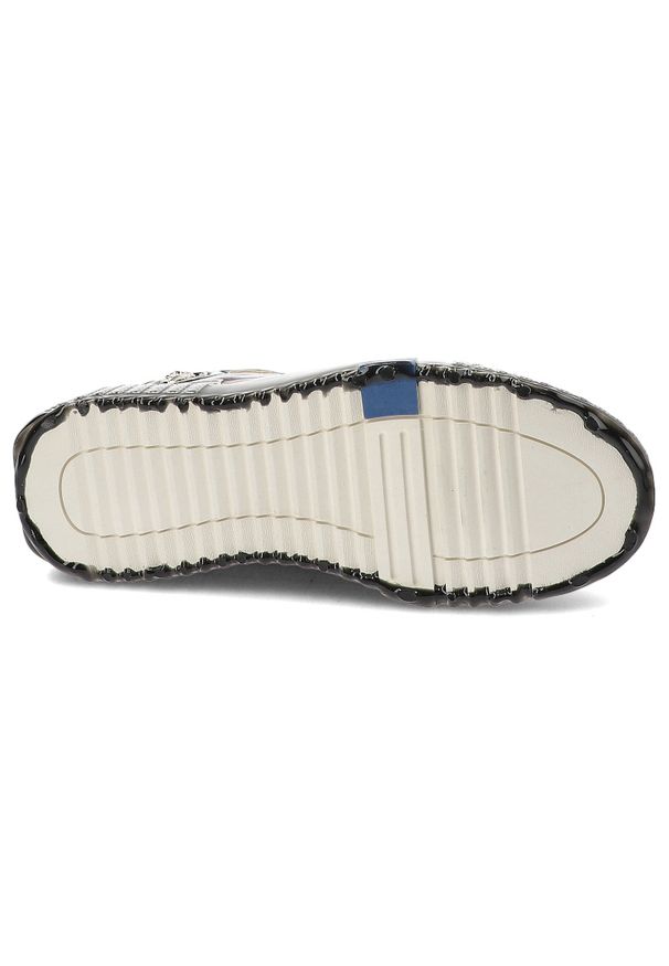 Czarne Sneakersy John Doubare Stylowe Obuwie Męskie. Okazja: na co dzień. Zapięcie: klamry. Kolor: czarny. Materiał: guma, tkanina, skóra. Szerokość cholewki: normalna. Wzór: moro, aplikacja, nadruk
