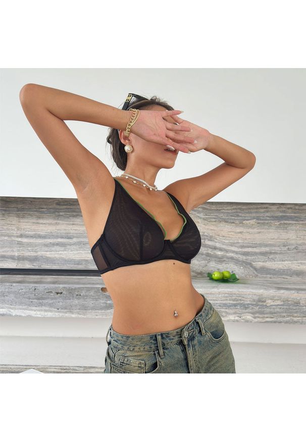 Intica - Biustonosz z fiszbinami zapewniający wsparcie i komfort Fjorda. Kolor: czarny. Materiał: materiał. Rodzaj stanika: biustonosz z fiszbinami
