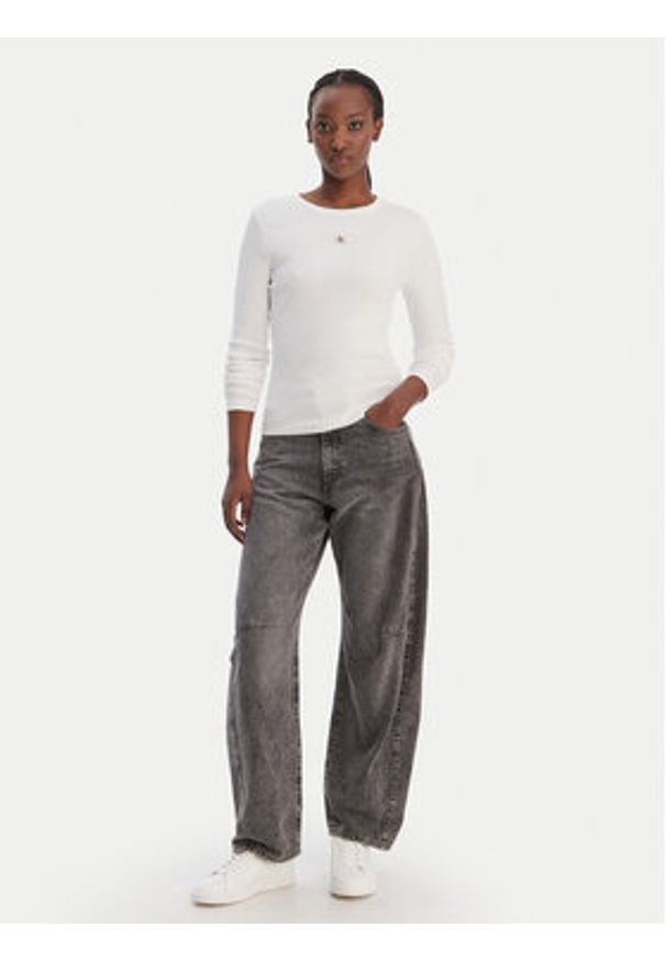 Calvin Klein Jeans Bluzka LV047E205G Biały Slim Fit. Kolor: biały. Materiał: bawełna