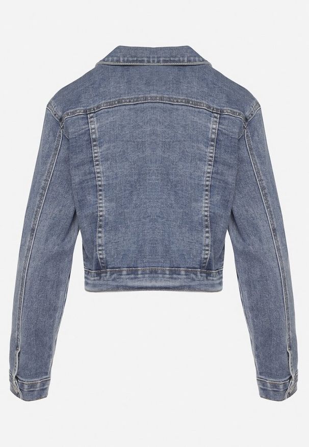 Born2be - Niebieska Kurtka Jeansowa o Krótkim Kroju z Kieszeniami Vallorea. Okazja: na spacer, na co dzień. Kolor: niebieski. Materiał: jeans. Długość rękawa: długi rękaw. Długość: krótkie. Styl: elegancki, casual