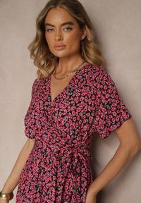 Renee - Czarna Sukienka z Bawełną Ozdobiona Wiązaniem w Talii i Kwiatami Lunaziela. Okazja: na co dzień, na imprezę. Kolor: czarny. Materiał: bawełna. Wzór: aplikacja, kwiaty. Sezon: lato. Styl: casual #4