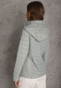 Renee - Jasnozielona Kurtka Przejściowa z Pikowaniem i Odpinanym Kapturem Edielitia. Okazja: na co dzień. Typ kołnierza: kaptur. Kolor: zielony. Materiał: jeans, nylon. Styl: casual #8