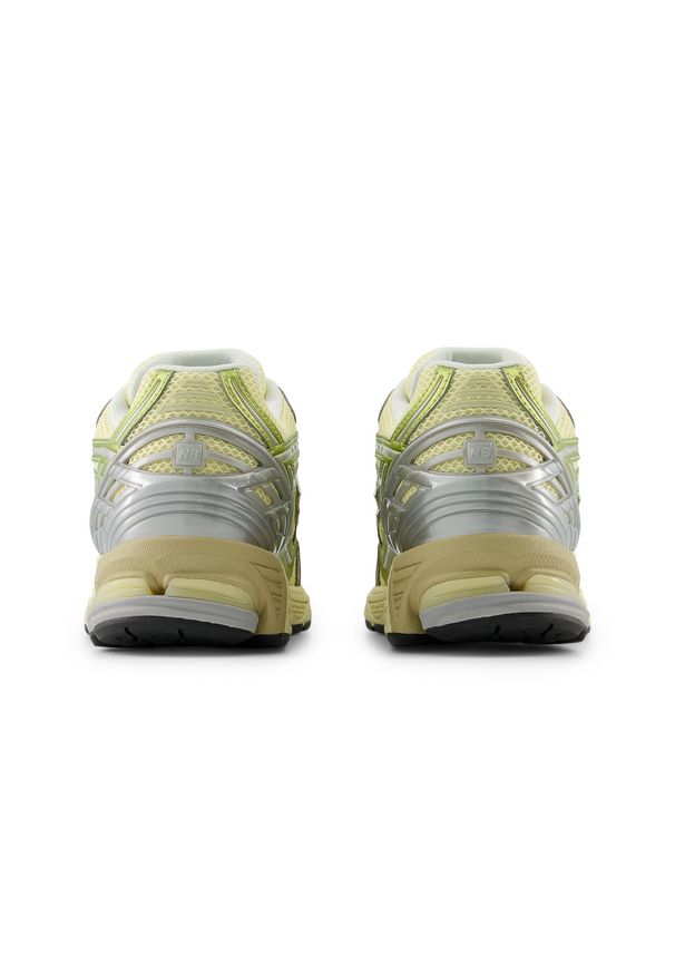 Buty unisex New Balance U1906RND – żółte. Kolor: żółty. Materiał: guma, syntetyk, materiał. Szerokość cholewki: normalna. Sport: turystyka piesza