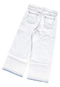 Wrangler - SPODNIE WRANGLER DAMSKIE CULOTTE ARUBA W215GP12A. Kolor: biały. Materiał: jeans