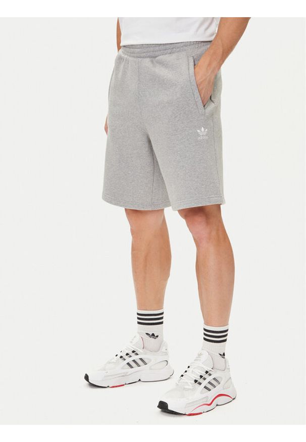 Adidas - adidas Szorty sportowe Trefoil Essentials JY6266 Szary Regular Fit. Kolor: szary. Materiał: syntetyk, bawełna. Styl: sportowy