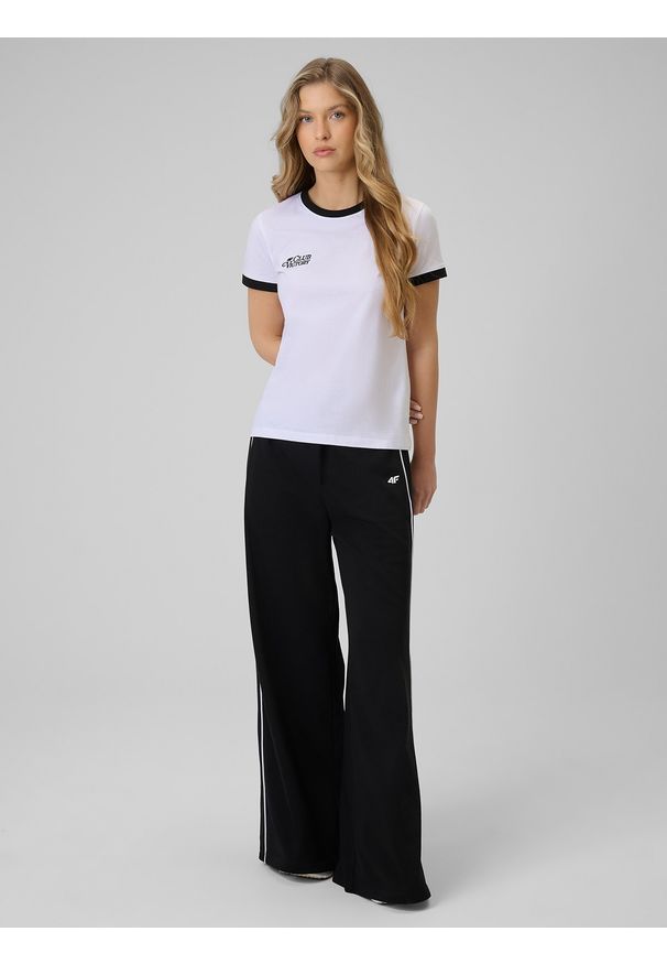 4f - 4F T-shirt regular z nadrukiem damski - biały XS. Okazja: na co dzień. Kolor: biały. Materiał: materiał, bawełna, dzianina. Wzór: nadruk. Styl: casual, klasyczny