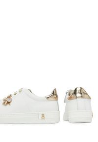 Patrizia Pepe Sneakersy PPJ300 27 Biały. Kolor: biały. Materiał: skóra