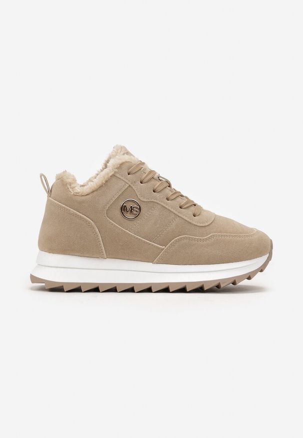 Born2be - Ciemnobeżowe Sneakersy na Platformie z Futerkiem Egiapia. Okazja: na co dzień. Nosek buta: okrągły. Kolor: beżowy. Materiał: futro. Obcas: na platformie