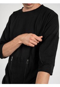 La Haine Inside Us T-shirt "Bleed" | A2208 3M | Mężczyzna | Czarny. Kolor: czarny. Materiał: bawełna. Długość: długie. Wzór: aplikacja #4