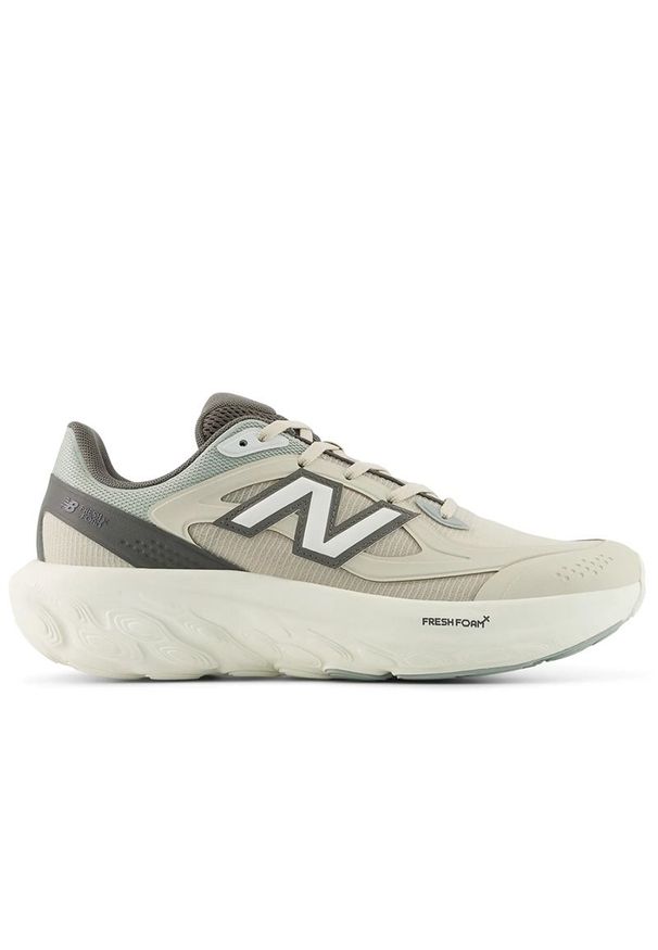 Buty unisex New Balance UTRN8ZC - beżowe. Okazja: na co dzień, na spacer. Kolor: beżowy. Materiał: materiał, syntetyk. Szerokość cholewki: normalna. Sport: turystyka piesza