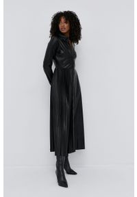 TwinSet - Twinset - Sukienka. Kolor: czarny. Materiał: materiał. Długość rękawa: długi rękaw. Typ sukienki: rozkloszowane, plisowane #5