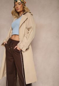 Renee - Beżowy Płaszcz Trencz Dwurzędowy z Paskiem Lene. Okazja: na co dzień. Kolor: beżowy. Materiał: jeans. Styl: klasyczny, casual #5