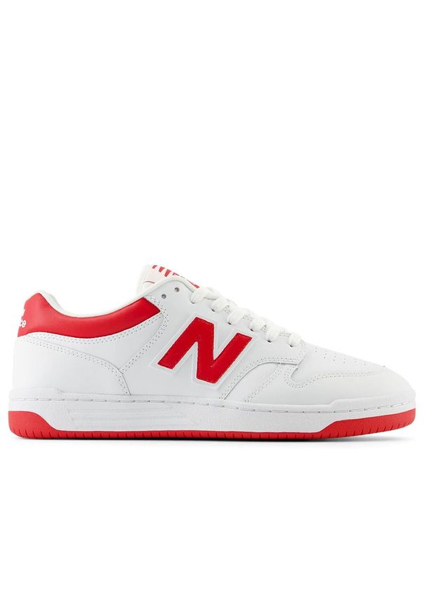 Buty New Balance BB480LTR - białe. Kolor: biały. Materiał: materiał, skóra, syntetyk. Szerokość cholewki: normalna. Sport: koszykówka