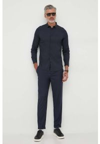 Armani Exchange koszula męska kolor granatowy regular z kołnierzykiem klasycznym. Typ kołnierza: kołnierzyk klasyczny. Kolor: niebieski. Materiał: tkanina, jedwab, materiał, lyocell. Długość rękawa: długi rękaw. Długość: długie. Styl: klasyczny #5