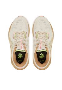 Asics Buty do biegania Novablast 5 Tr 1012B809 Beżowy. Kolor: beżowy. Materiał: mesh, materiał