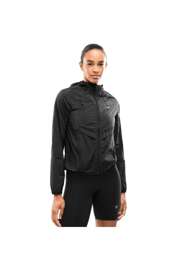 SIROKO - Damska kurtka wiatrówka do biegania Fitness Siroko Alia Black. Kolor: czarny. Materiał: materiał. Sport: fitness