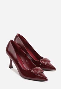 Renee - Bordowe Czółenka Lakierowane na Szpilce z Aplikacją 3D Ianvyre. Okazja: na co dzień. Kolor: czerwony. Materiał: lakier. Wzór: aplikacja. Obcas: na szpilce. Styl: casual, elegancki #6