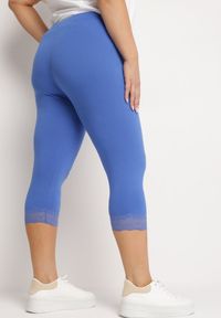 Born2be - Niebieskie Spodnie Bawełniane Legginsy 3/4 z Koronką Amaratna. Okazja: na co dzień. Stan: podwyższony. Kolekcja: plus size. Kolor: niebieski. Materiał: bawełna, koronka. Wzór: koronka. Styl: casual, elegancki #7