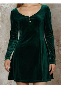 Sinsay - Welurowa sukienka mini z długim rękawem - zielony. Kolor: zielony. Materiał: welur. Długość rękawa: długi rękaw. Długość: mini