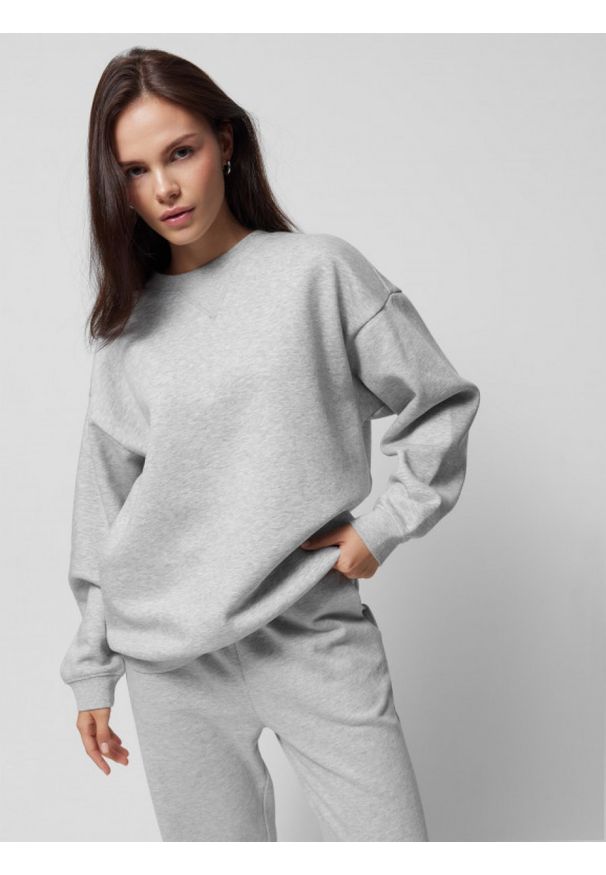 outhorn - Bluza oversize bez kaptura damska - szara. Typ kołnierza: bez kaptura. Kolor: szary. Materiał: bawełna, poliester, prążkowany, wiskoza, materiał, dresówka, dzianina