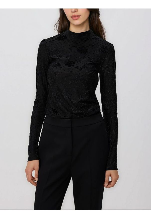 Reserved - Longsleeve w kwiatowy wzór - czarny. Kolor: czarny. Długość rękawa: długi rękaw. Wzór: kwiaty