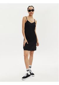 Vans Sukienka letnia Benton Cami Dress VN000GB4 Czarny Slim Fit. Kolor: czarny. Materiał: syntetyk. Sezon: lato #3