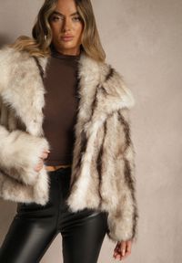 Renee - Beżowo-Biała Futrzana Kurtka z Efektowym Kołnierzem Tulesea. Okazja: na co dzień. Kolor: beżowy. Materiał: futro. Styl: casual, elegancki #5