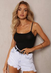 Renee - Czarny Gładki Top Basic z Okrągłym Dekoltem i Cienkimi Ramiączkami Sakiya. Kolor: czarny. Materiał: wiskoza, jeans, dzianina. Długość rękawa: na ramiączkach. Wzór: gładki